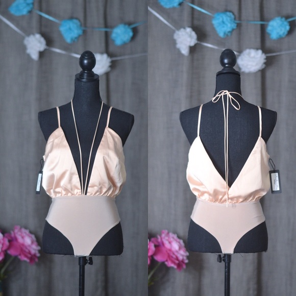 Blush Satin Bodysuit - Picture 4 of 6